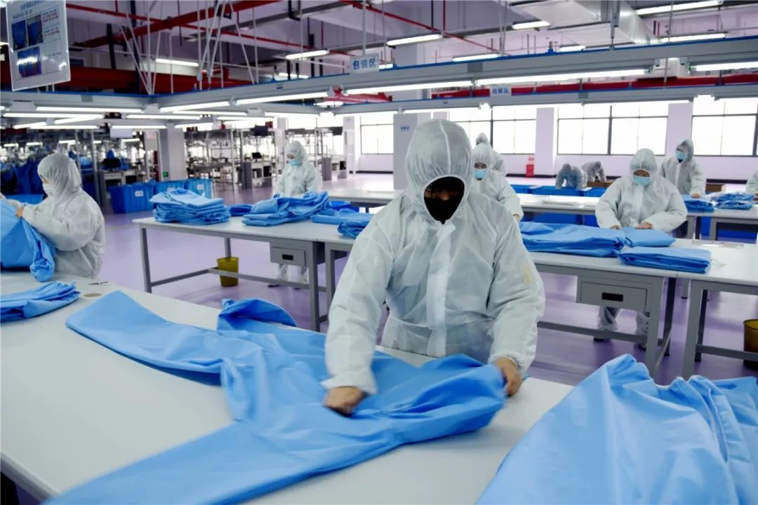 服装企业火速转产防疫物资，彰显行业担当